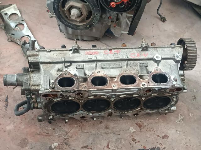 KARTİN TİCARET HONDA CR-V 2.0 ÇIKMA ORJİNAL SİLİNDİR KAPAKLARI 1998 - 2001 ARASI MODELLERE UYUMLUDUR